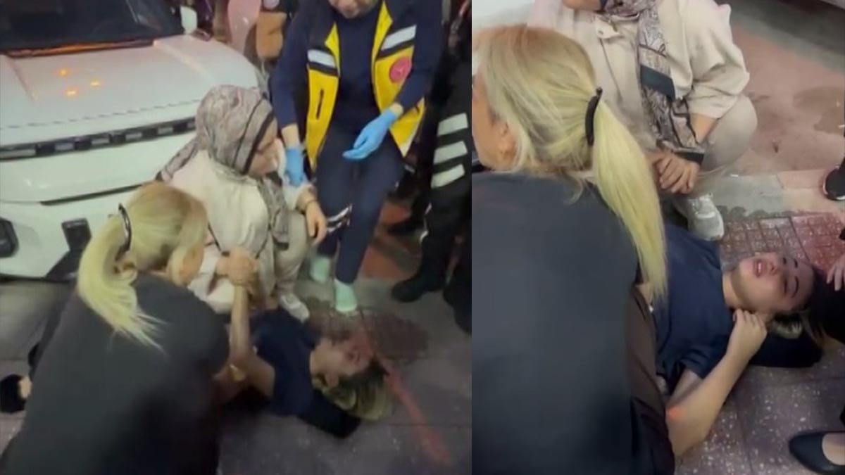Sokakta yürüyen eşini sırtından bıçakladı