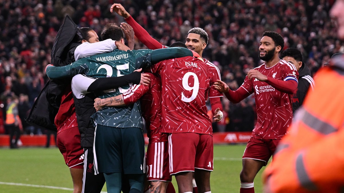 İki gol de beyaz noktadan geldi: Liverpool, Chelsea'yi penaltılarda devirdi