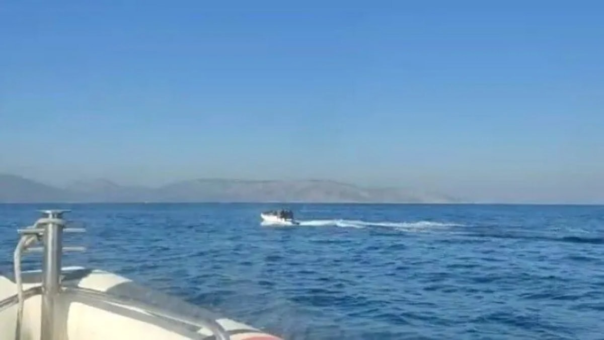 Midilli açıklarında müdahale sırasında tekne alabora oldu: Biri bebek 6 ölü