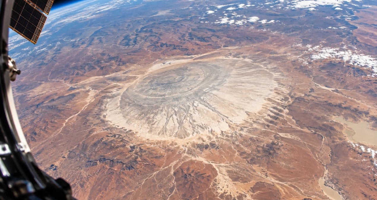 Issız topraklardaki sıra dışı görüntü astronotun kadrajına takıldı