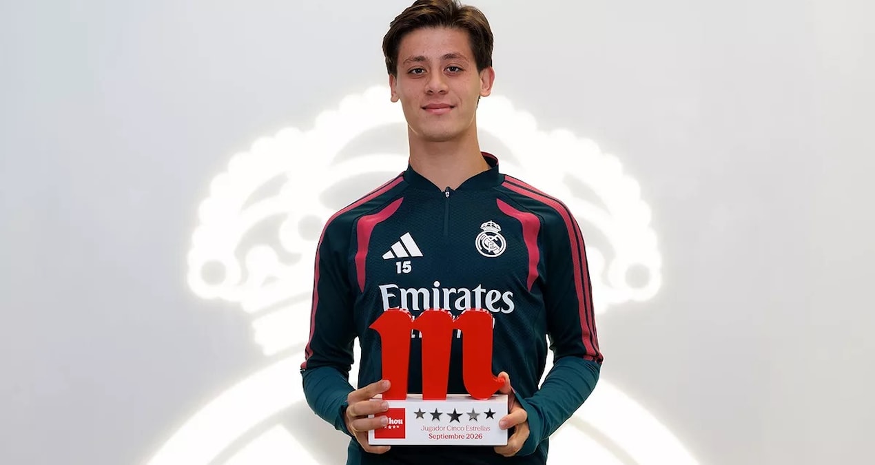Real Madrid'in en iyisi Arda Güler! Milli futbolcu ödülünü aldı