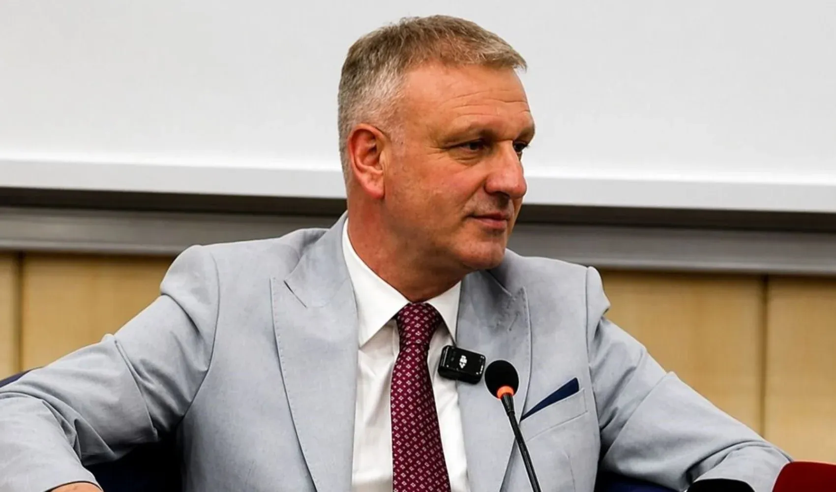 İktidara yakın gazetecinin iddiası: Oktay Saral görevden alındı!