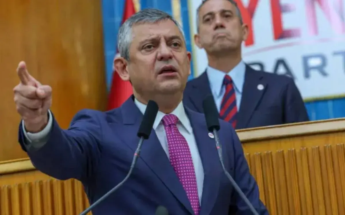 SON DAKİKA... Özgür Özel'den üstü kapalı İzmir öfkesi: Hain oğlu haindir