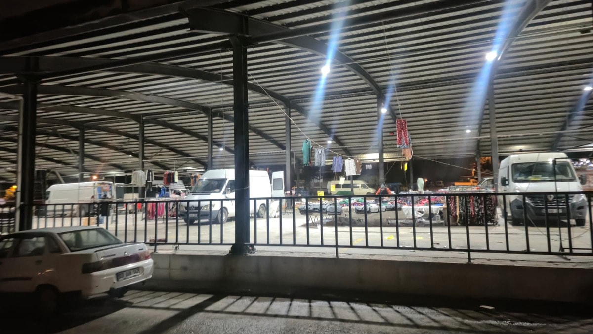Pazar yerindeki silahlı kavgada vurulan esnaf kurtarılamadı