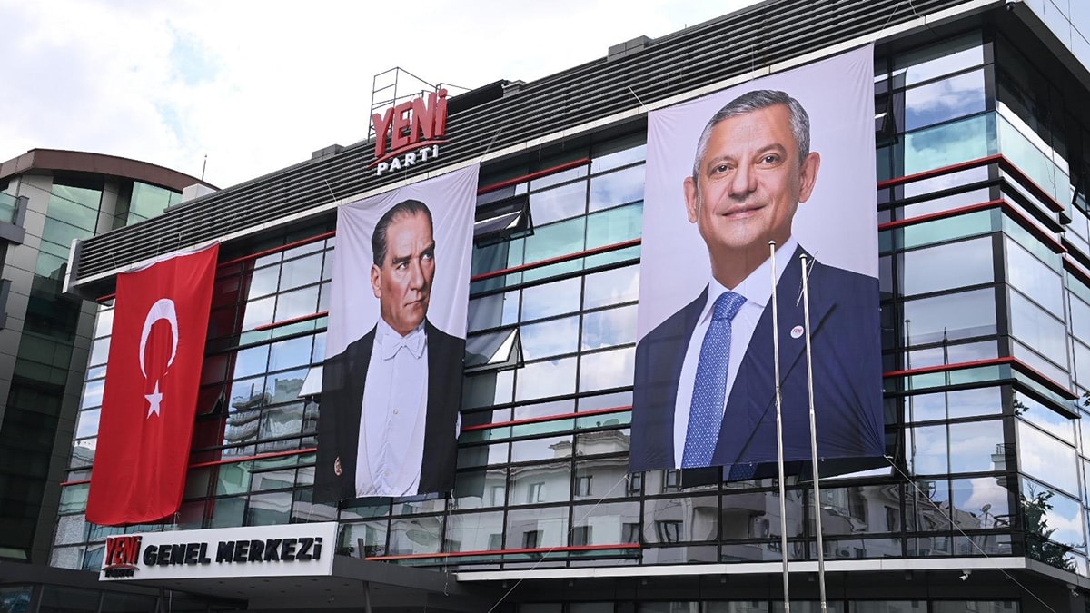 Yeni Parti ismi değişmeyecek