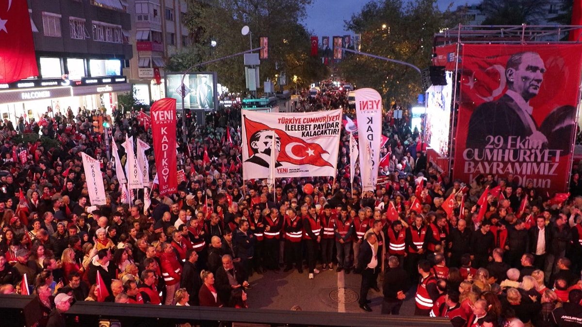 Özel, Bağdat Caddesi’nden söz verdi: O sandığa varacağız o seçimi alacağız