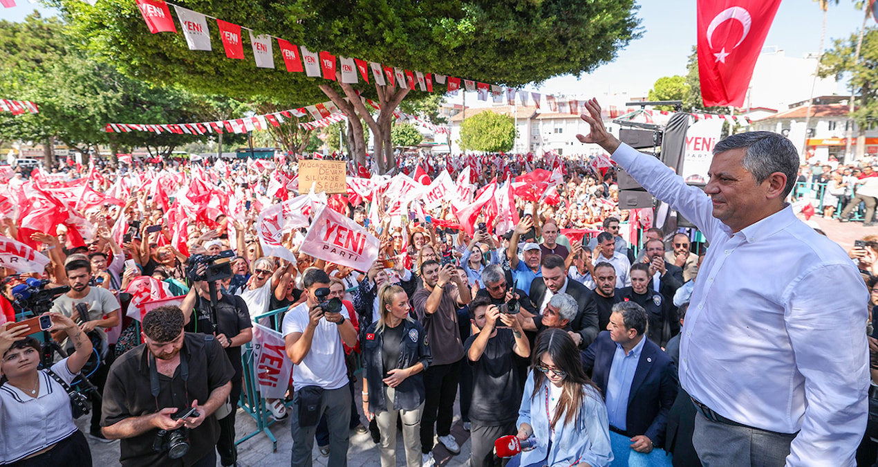 Özgür Özel, Mersin'de tutuklu belediye başkanlarını ziyaret etti