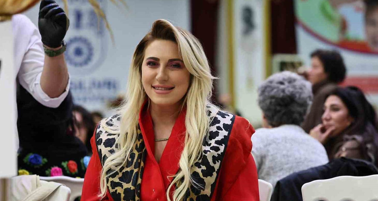 CHP’li İBB Meclis Üyesi Ebru Akgün Pekel istifa etti