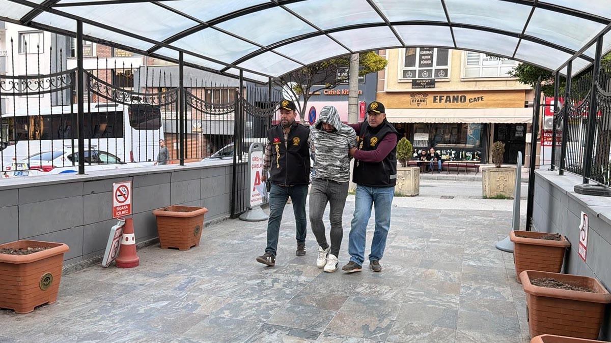 İçki içerken arkadaşı tarafından bıçaklanan kişi kurtarılamadı