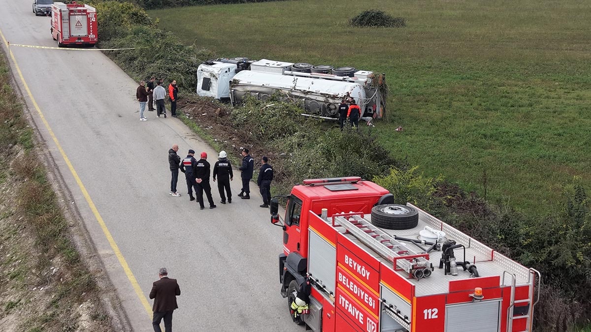 Düzce’de benzin yüklü tanker devrildi: OSB’de elektrik kesintisi kararı