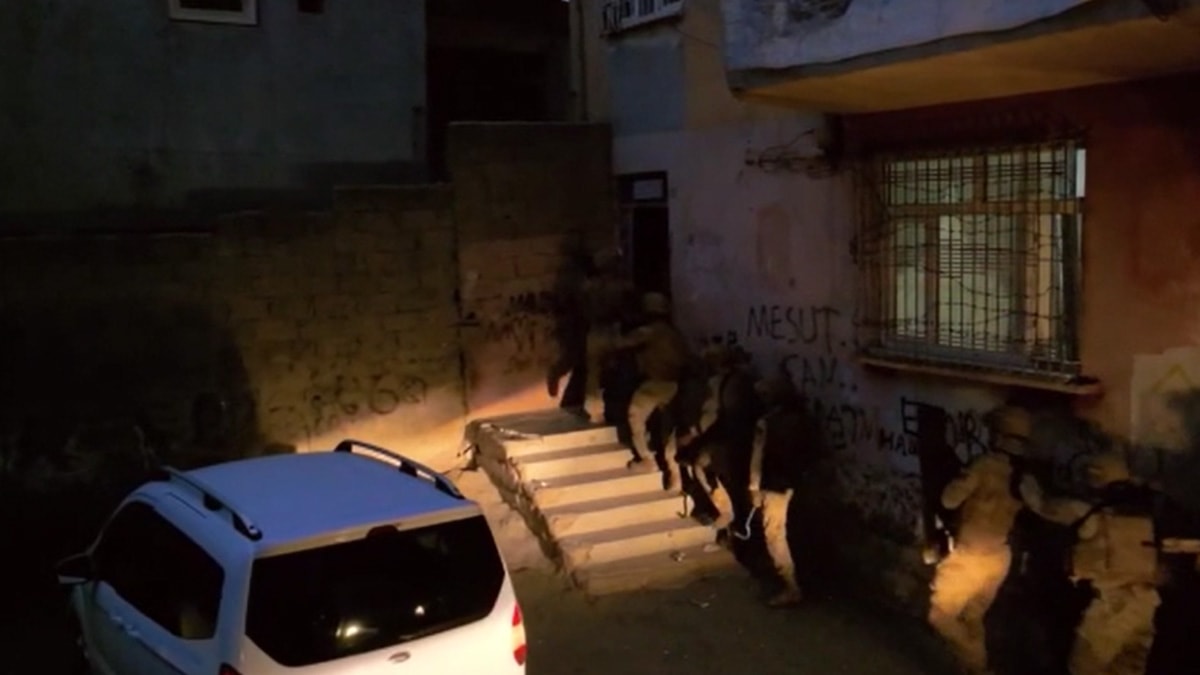 IŞİD'e yönelik 22 ildeki operasyonlarda 59 kişi yakalandı