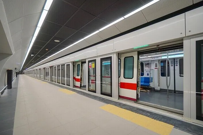 İstanbul'da toplu taşıma sefer saatleri uzatıldı