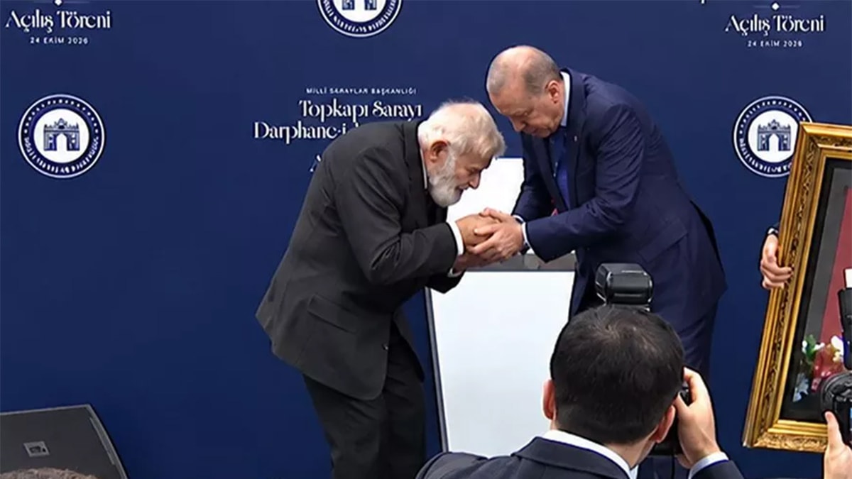 Topkapı Sarayı'ndaki törene damga vuran an...