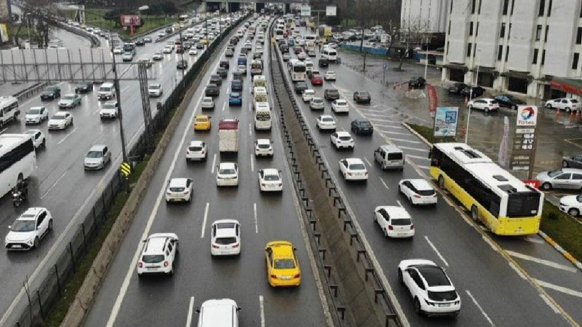 Tüm sürücülere uyarı yapıldı: Değişim için son 1 ay