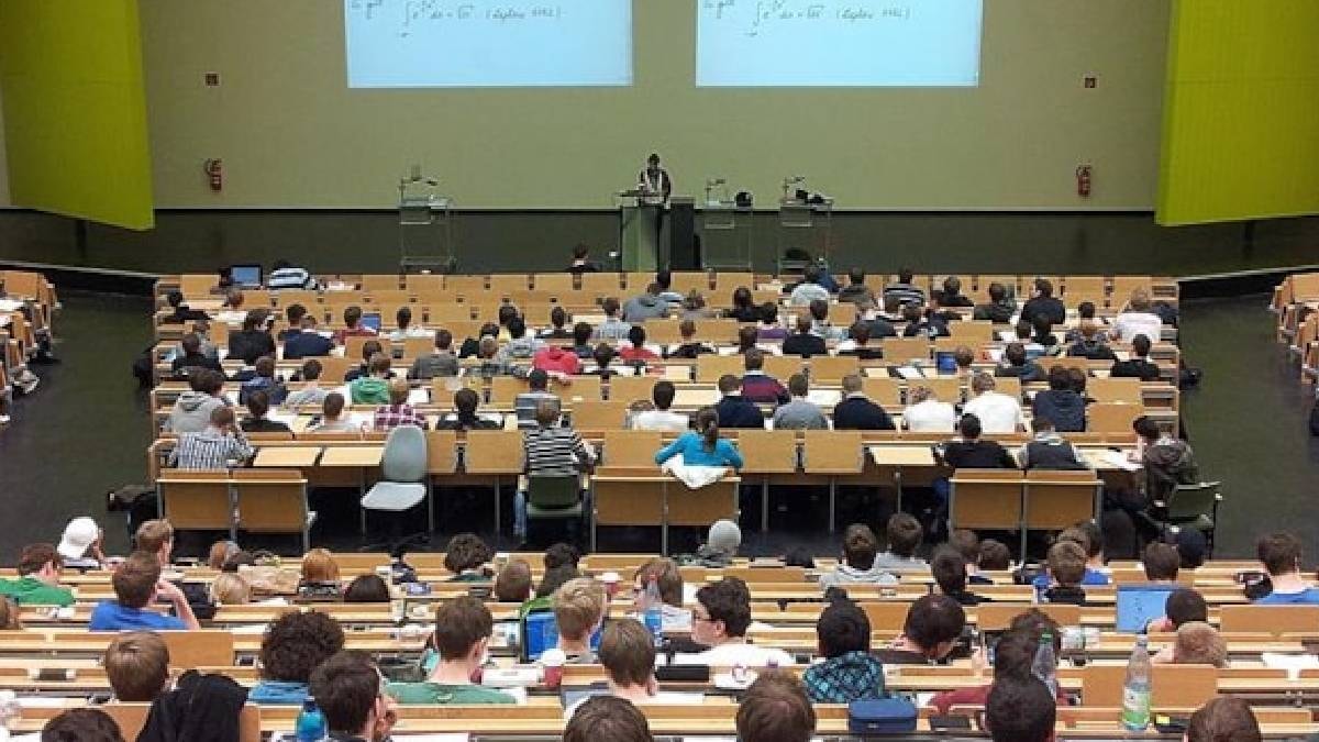 Lisans eğitiminin ülkelere göre maliyeti açıklandı: İşte Türkiye'nin listedeki sıralaması