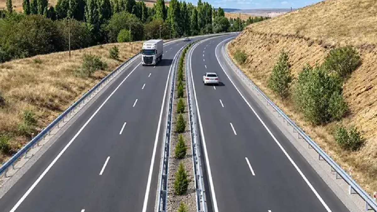 3 ili birbirine bağlayan yolda yeni dönem başlıyor