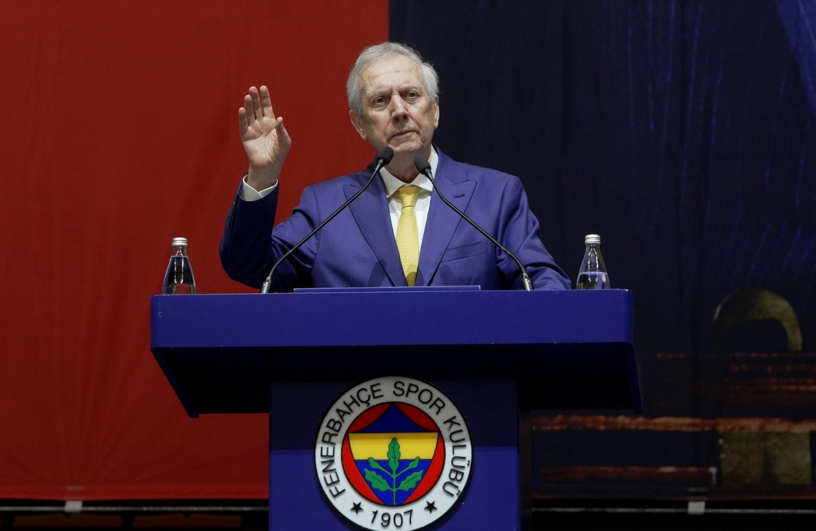 Aziz Yıldırım 'Mayıstan sonra yokum' diyerek açıkladı! 'Bir daha bu kulübün içine gelmem'