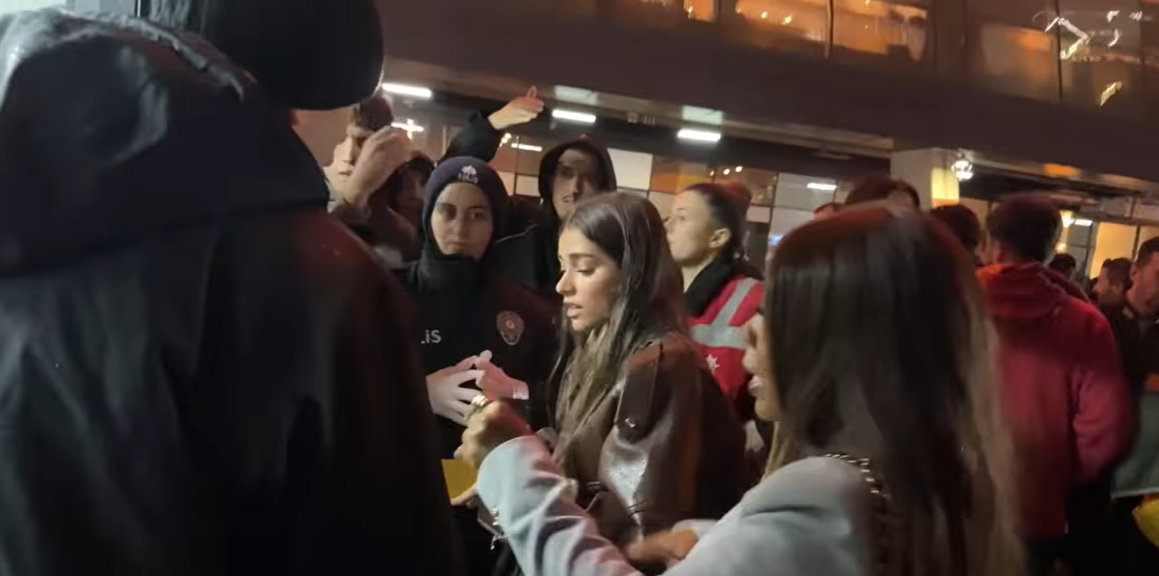 Galatasaray stadına maç izlemeye gelen Yamal'ın sevgilisine şok