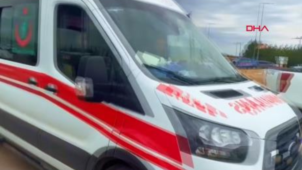 Adıyaman'da otomobiller çarpıştı; 5 yaralı