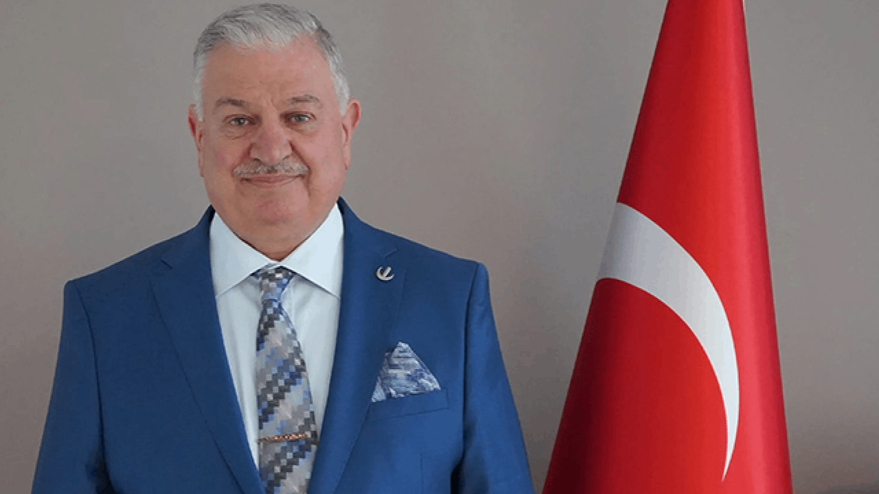 AKP'ye katılacağı iddialarıyla gündeme gelen vekil partisine ağır konuştu