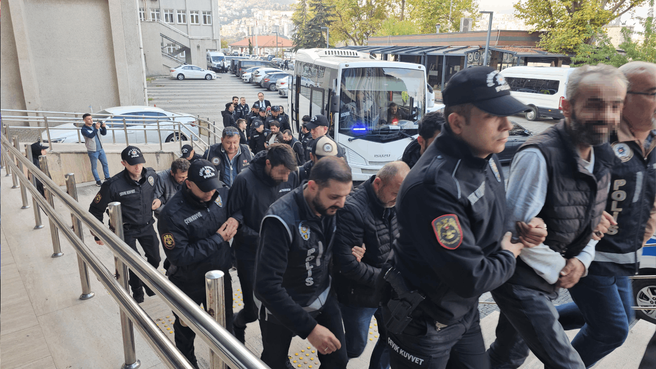 "Baskın var" bilgisini parayla sattılar: Zonguldak'taki kaçak ocak şebekesine darbe!