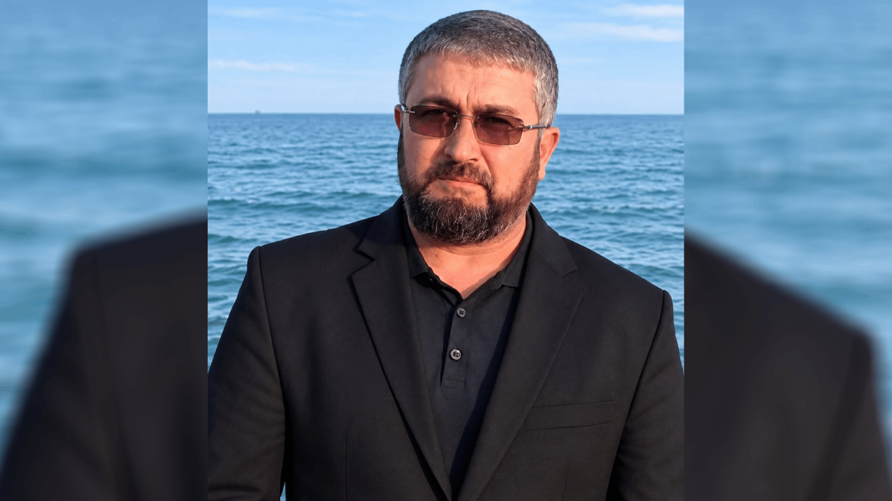 Namaza gelmeyen imam mezarlıkta ölü bulundu
