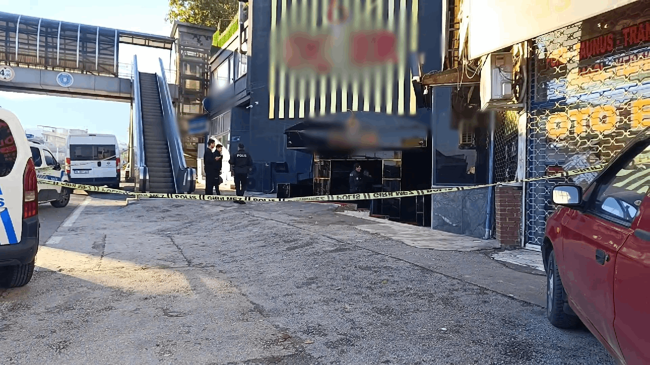Bursa’da eğlence mekanına kurşun yağmuru! Polis ekipleri geniş çaplı operasyon başlattı!