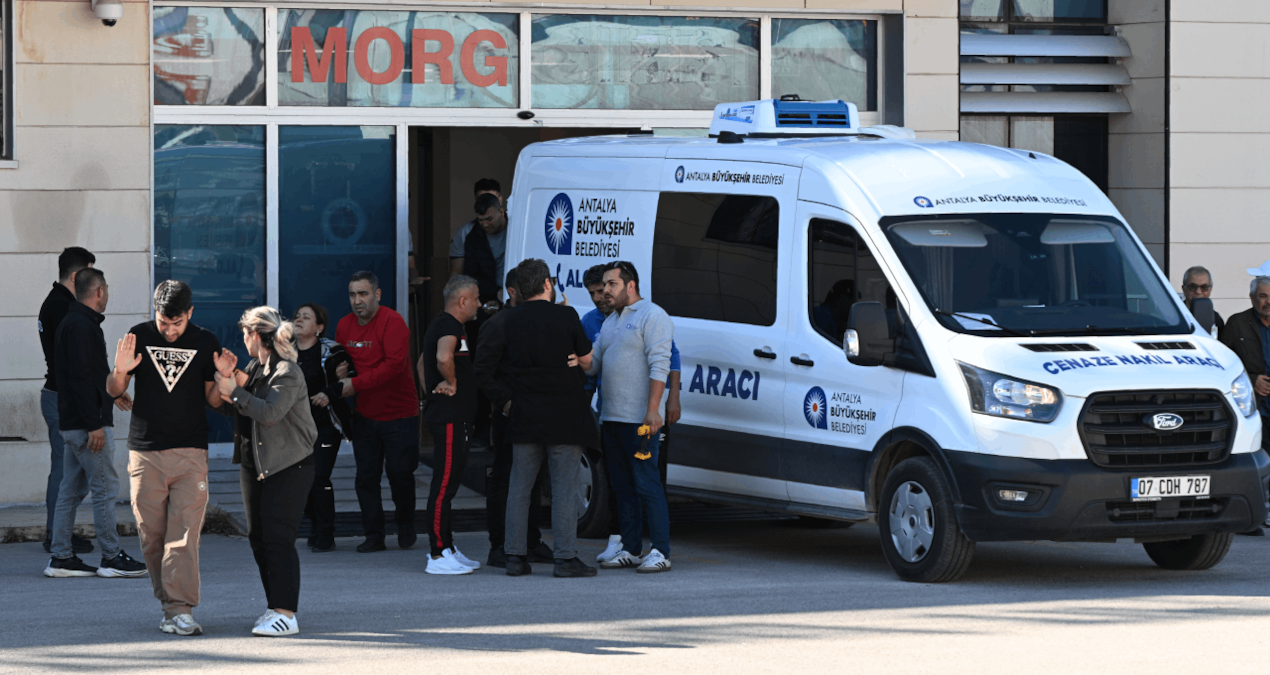 Turnuva için Antalya’ya gelmişti… Eski futbolcudan acı haber
