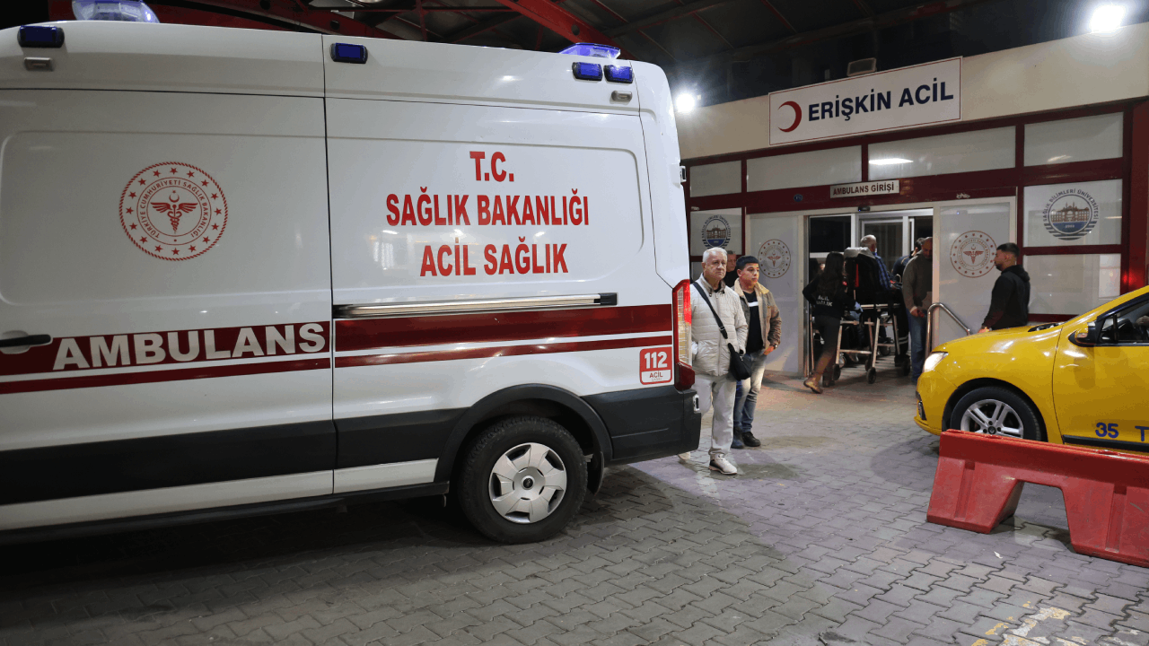 İzmir'de feci olay! Kavga ettiği kişinin kulağını ısırarak kopardı