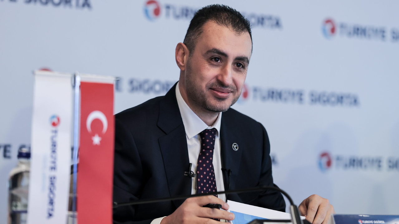 İddialar çok vahim! 1 milyon dolar rüşvet almış!