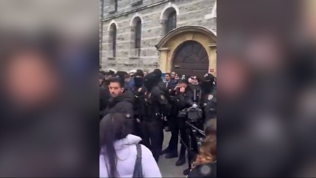 Boğaziçi Üniversitesi'ne polis ablukası! Güney Kampüse çok sayıda polis sevk edildi