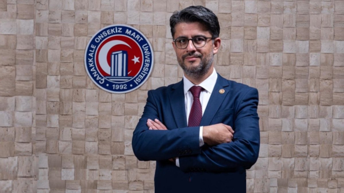 Rektör bey kendini ‘vekil dekan’ atadı