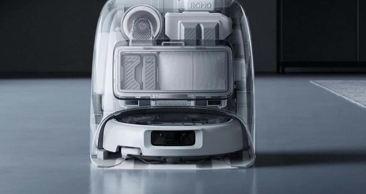 Yazılım mühendisi süpürgesiyle oynarken, robot ordusunun başına geçti: Tek bir kodla 7 bin evin içine girdi