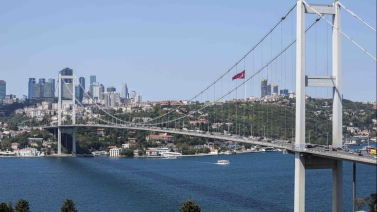 Köprüler satılırsa vatandaş kaybeder, yandaş kazanır