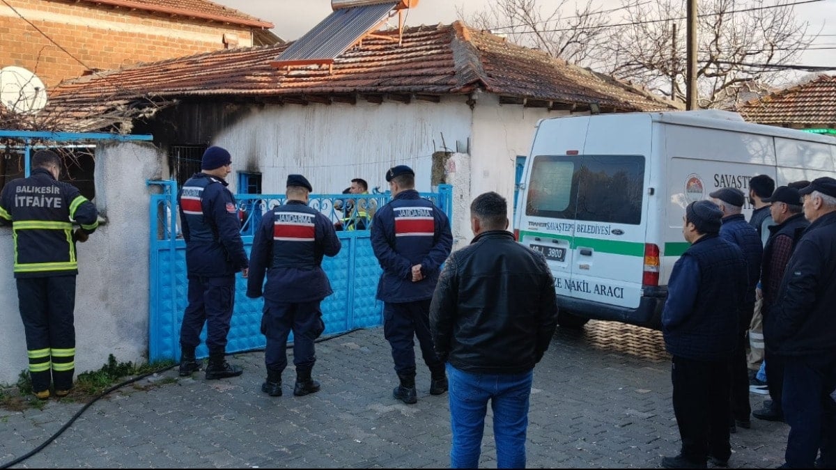 Balıkesir'de evde çıkan yangında 1 kişi öldü