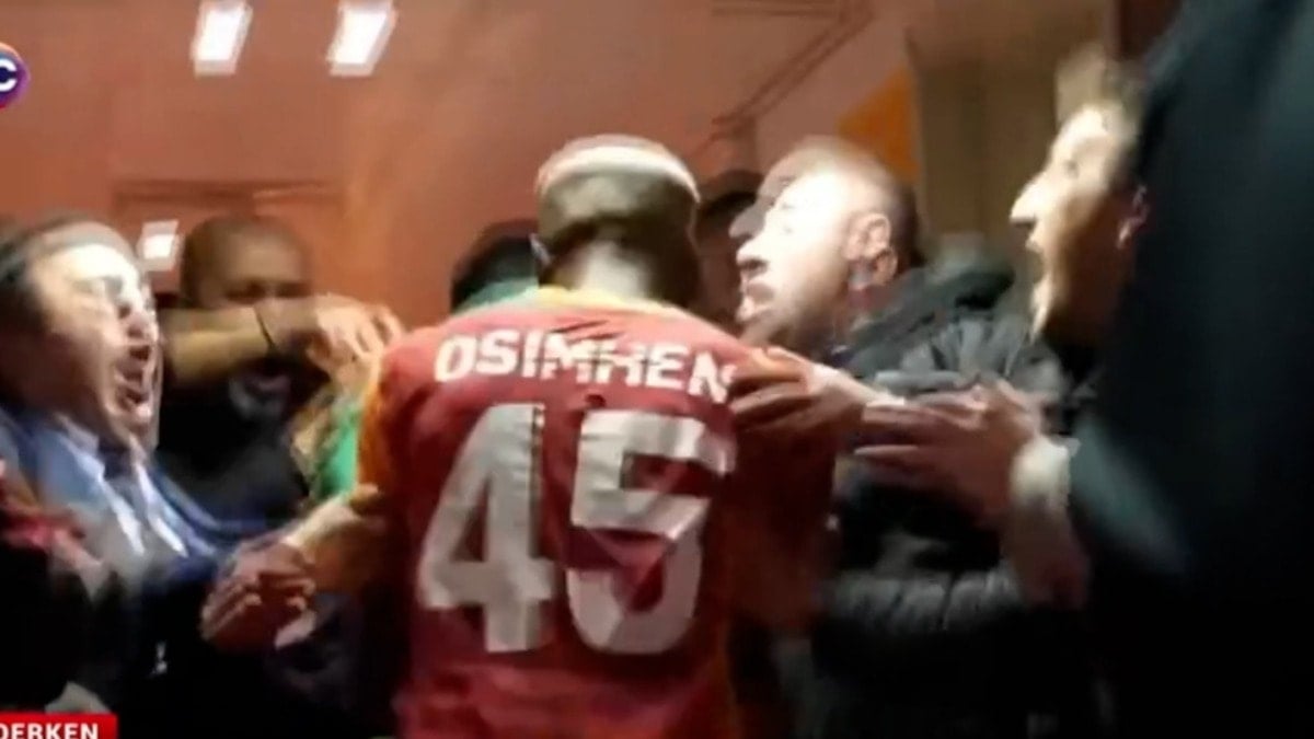 Galatasaray koridorlarında yıllarca unutulmayacak görüntüler