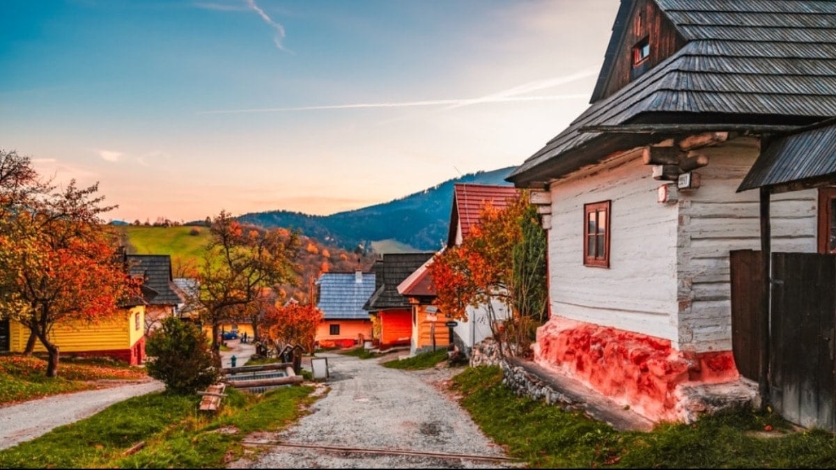 Herkes listeye girmek istiyor ama bu küçük köy çıkmak için uğraşıyor