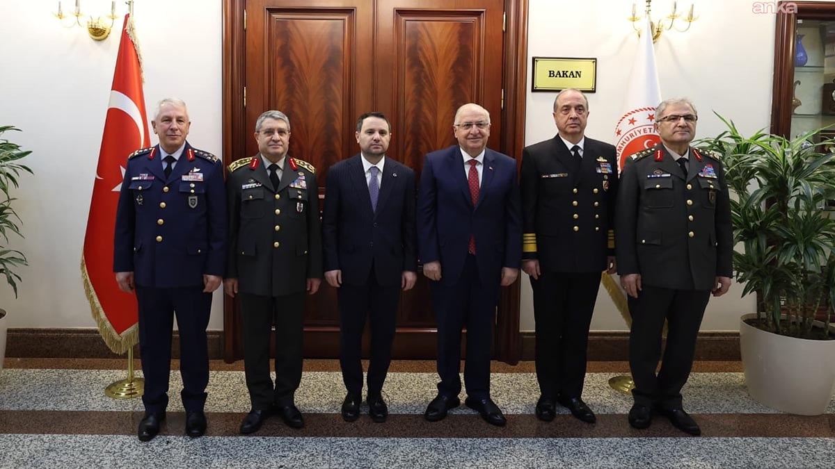 Bakan Güler ve komuta kademesinden Adalet Bakanı Akın Gürlek'e ziyaret