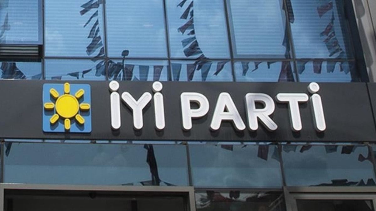İYİ Parti'de bir vekil daha istifa etti