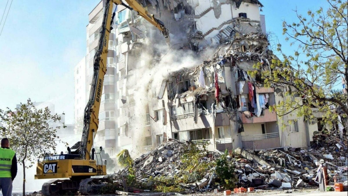 Yargıtay, 11 kişinin öldüğü Yılmaz Erbek Apartmanı davasında 6 sanık hakkındaki kararı bozdu