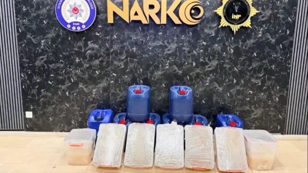 İstanbul'da zehir tacirlerine operasyon: 284 kilogram uyuşturucu ele geçirildi