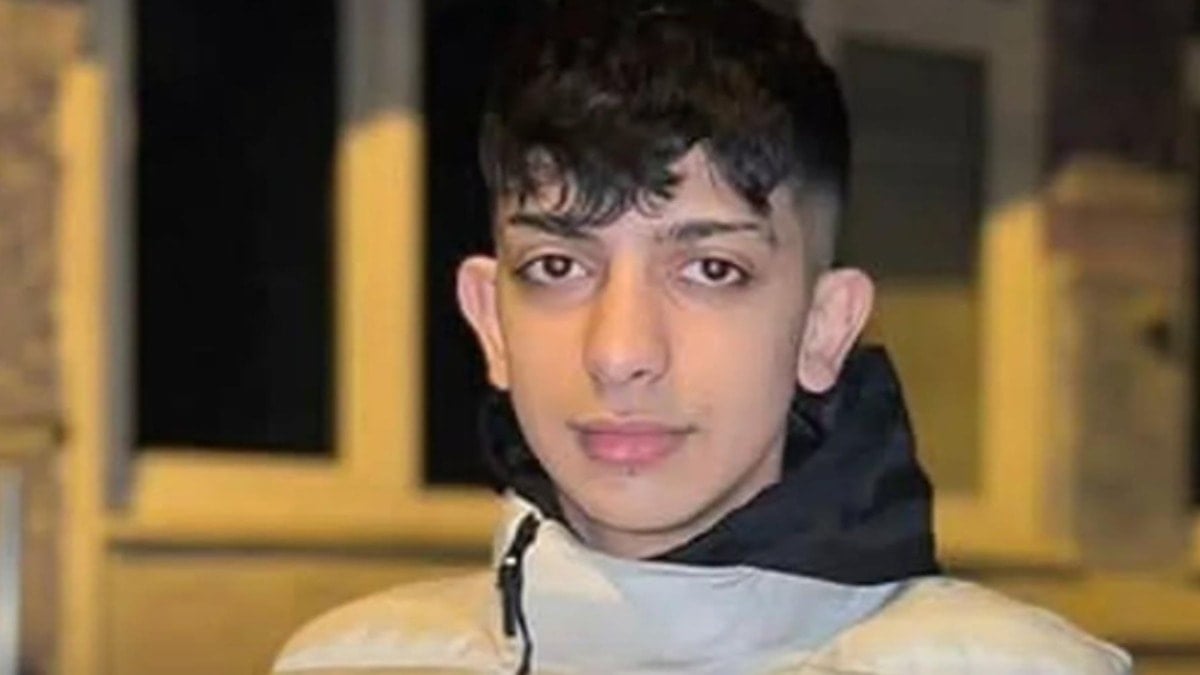 16 yaşındaki genç pompalı tüfekle öldürüldü!