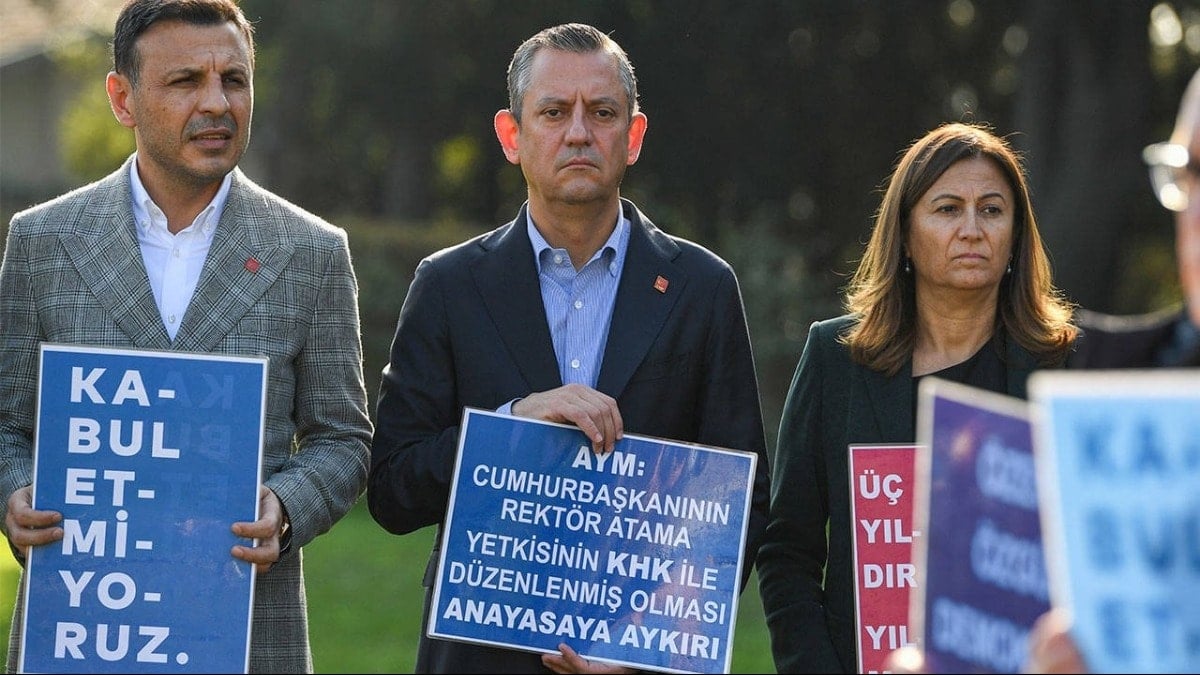 CHP lideri Özgür Özel'den Boğaziçi eylemlerine destek: Rektörlüğe sırtını döndü