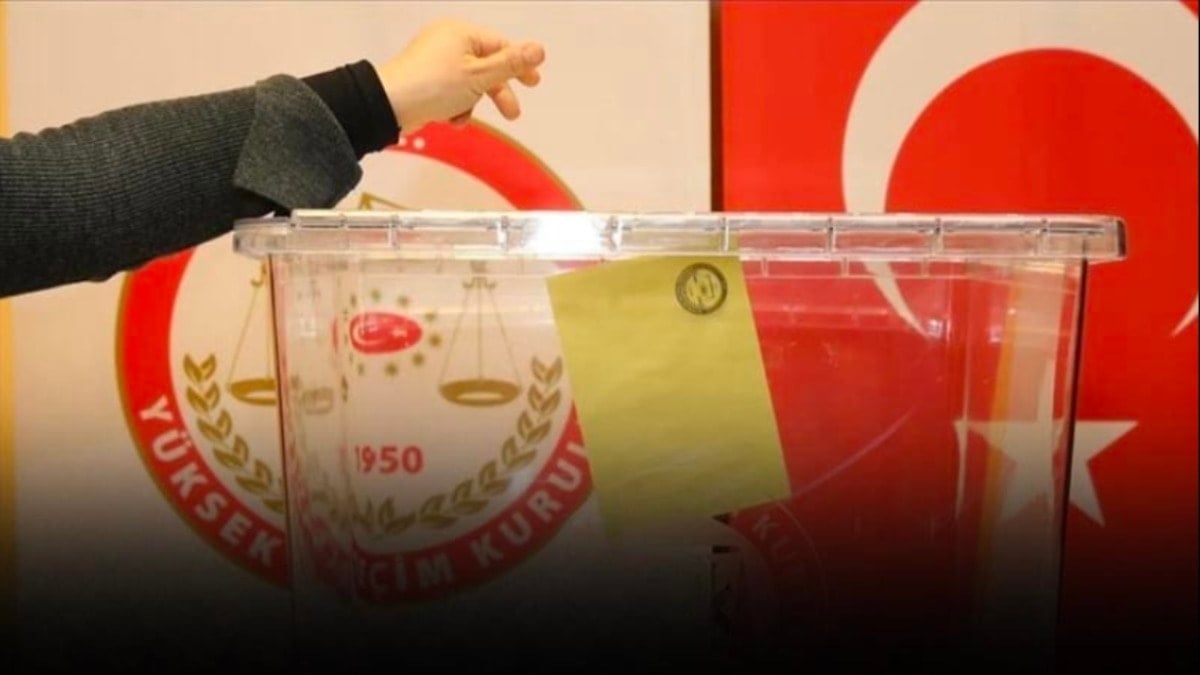 İlk kez oy kullanacak gençlerin tercihi belli oldu