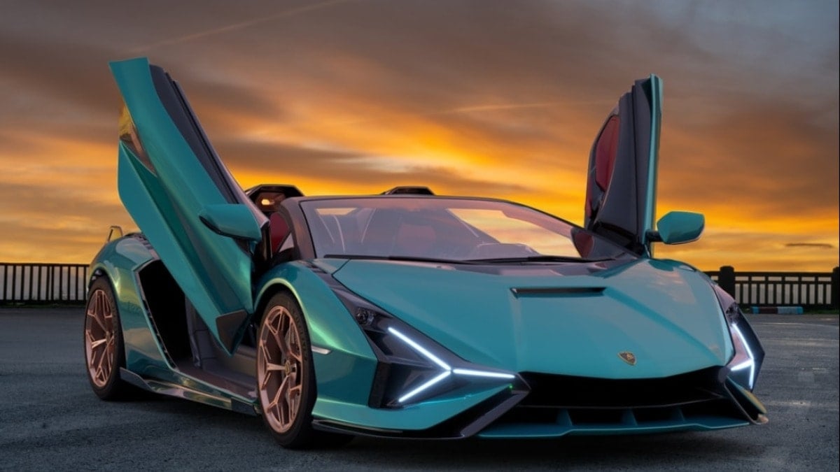 Lamborghini, 'Süper Elektrikli Otomobil'den vazgeçti, sebebi ortaya çıktı