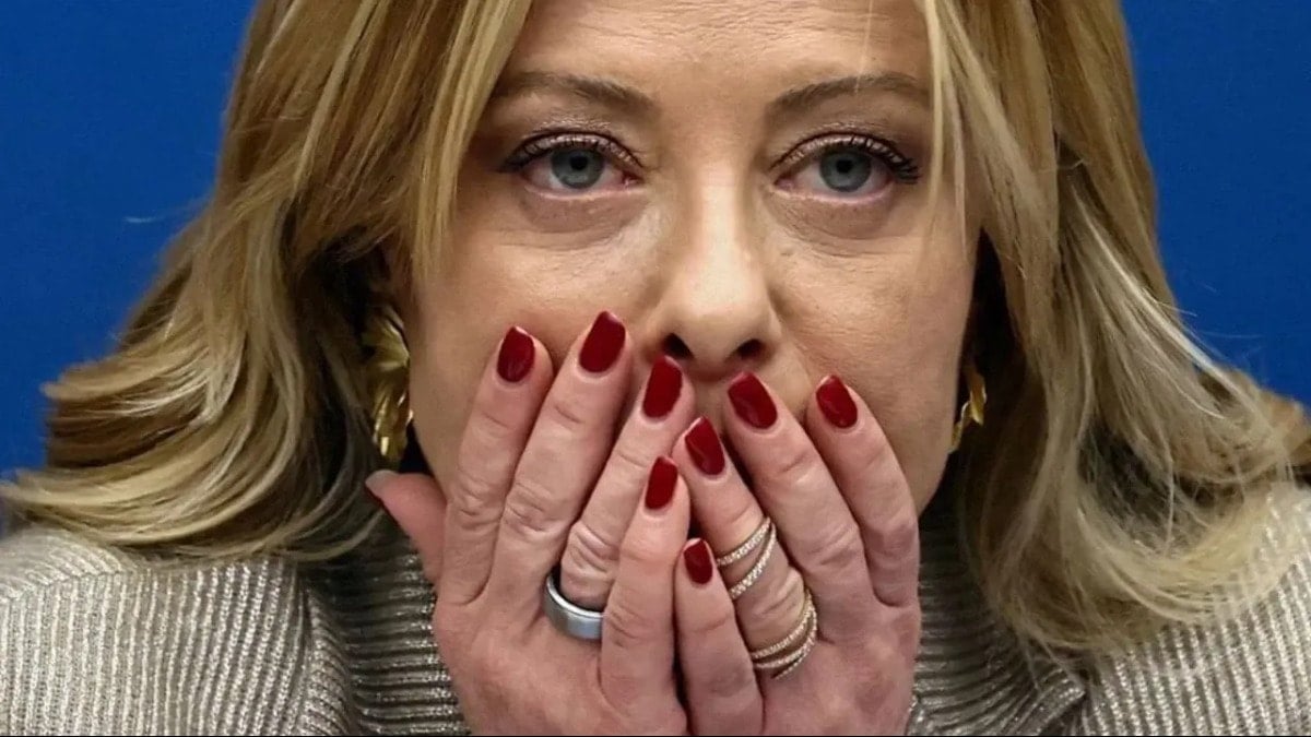  Fahrettin Koca'dan çok konuşulan Meloni paylaşımı