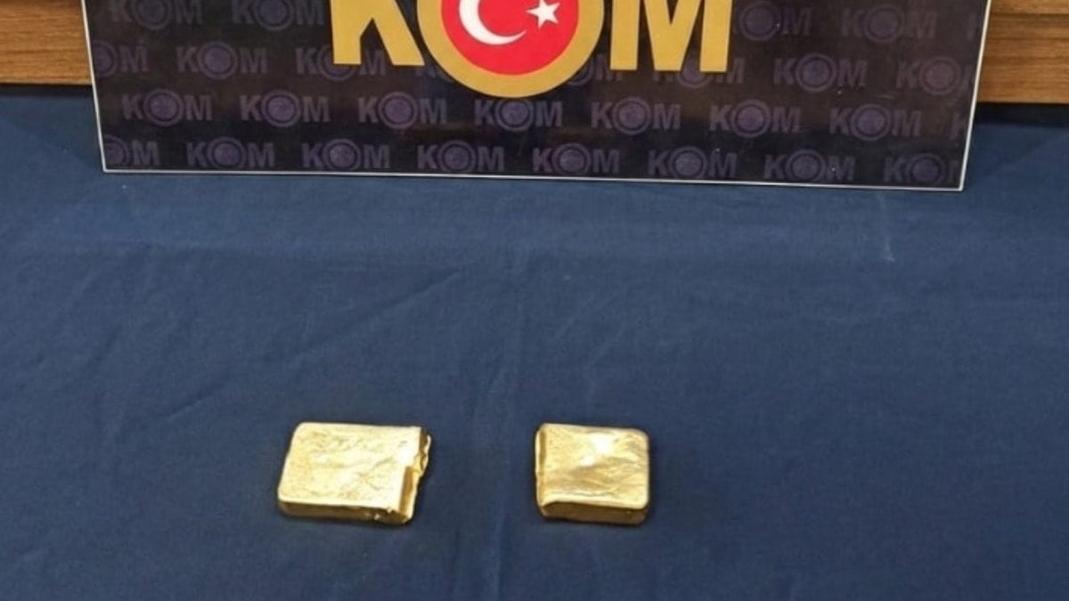 Şanlıurfa'da kaçakçılık operasyonu: Yaklaşık 1 kilogram saf altın ele geçirildi