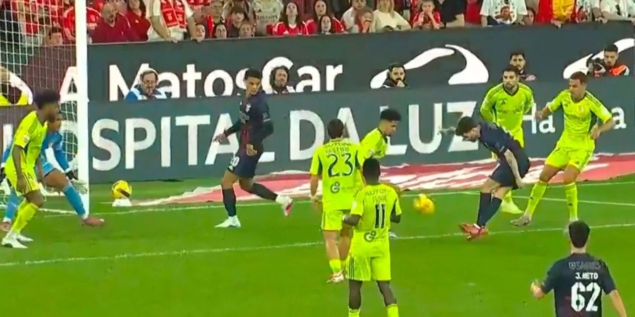 Rafa Silva'nın attığı gol sosyal medyayı salladı