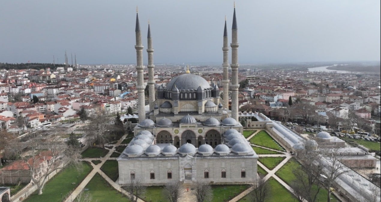 SÖZCÜ ısrarla yazdı Kubbe kurtuldu