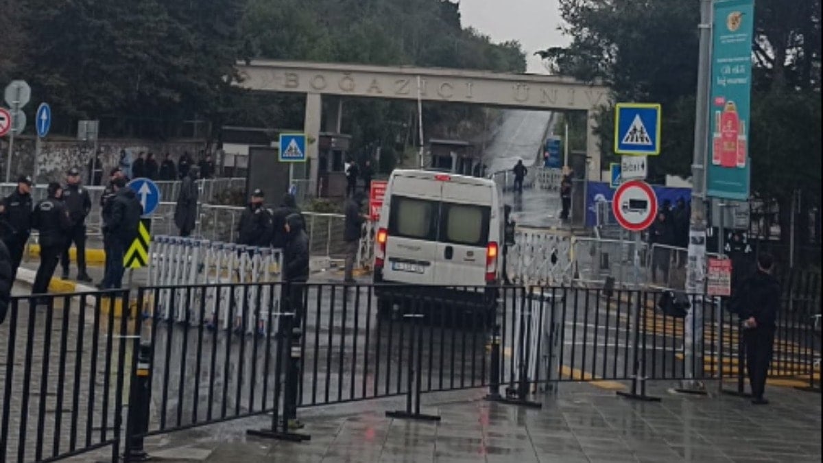 Boğaziçi Üniversitesi'nde 'Erdoğan önlemleri': Kampüs kapatıldı